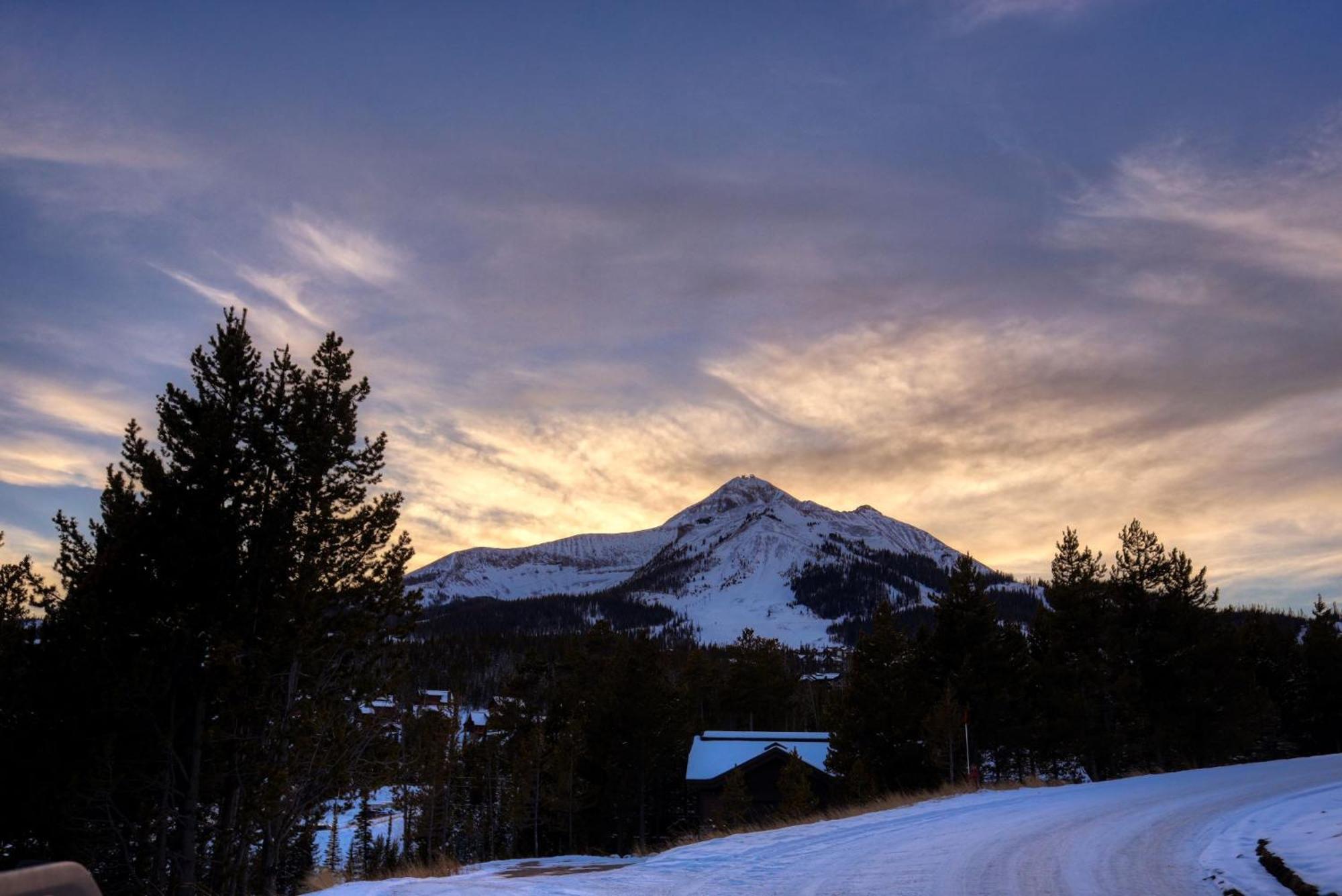 Rising Bull Lodge Big Sky Bagian luar foto