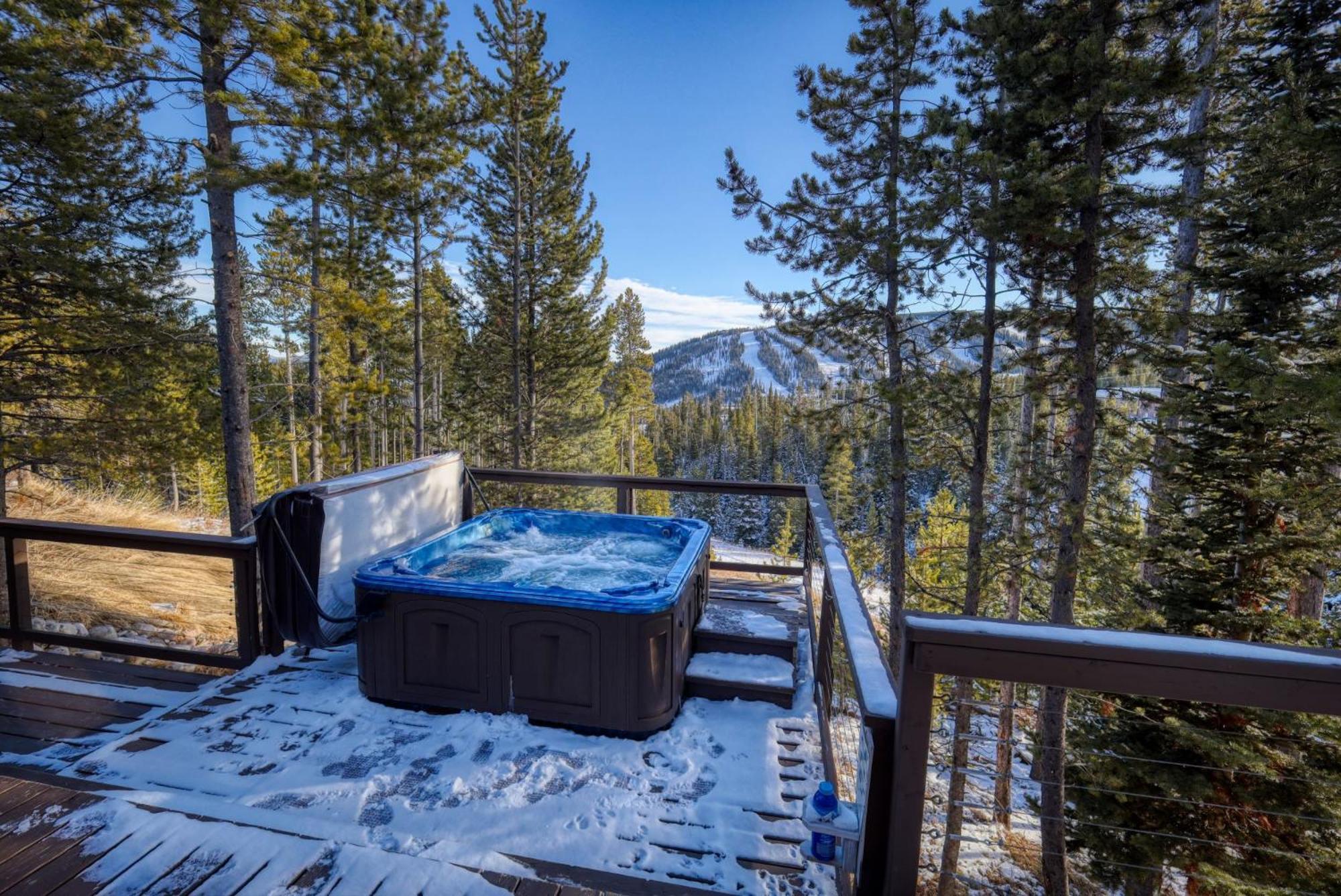 Rising Bull Lodge Big Sky Bagian luar foto