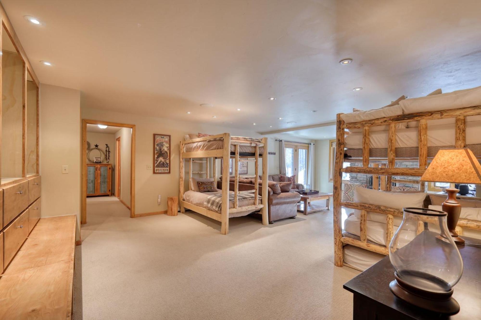 Rising Bull Lodge Big Sky Bagian luar foto
