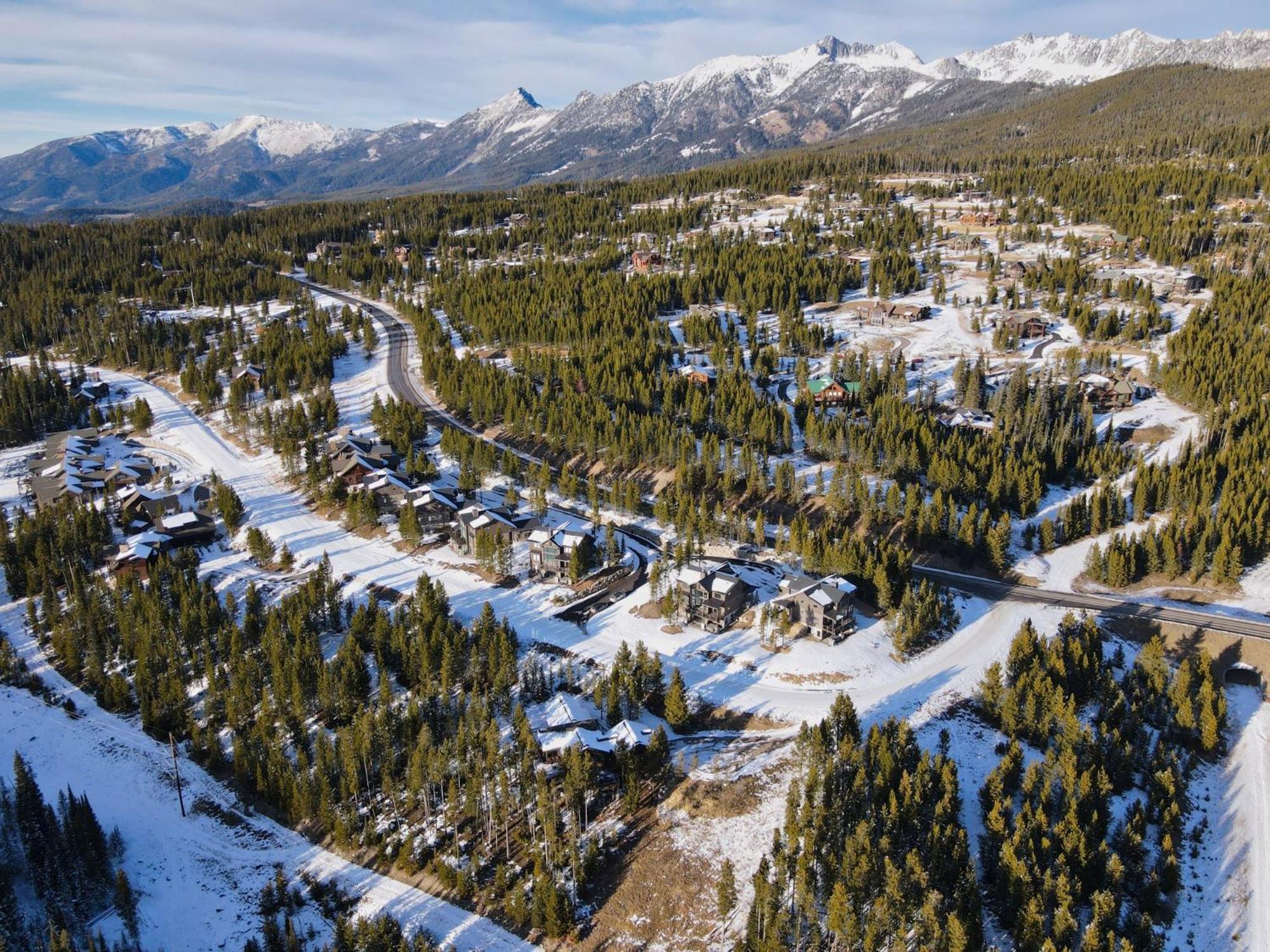 Rising Bull Lodge Big Sky Bagian luar foto