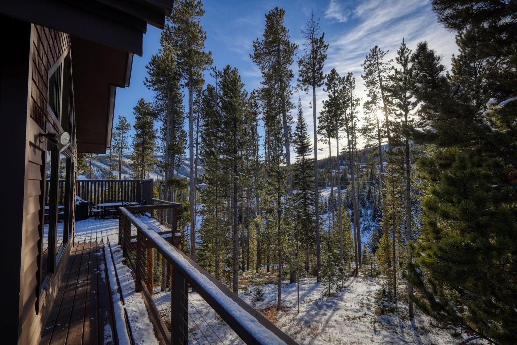 Rising Bull Lodge Big Sky Bagian luar foto
